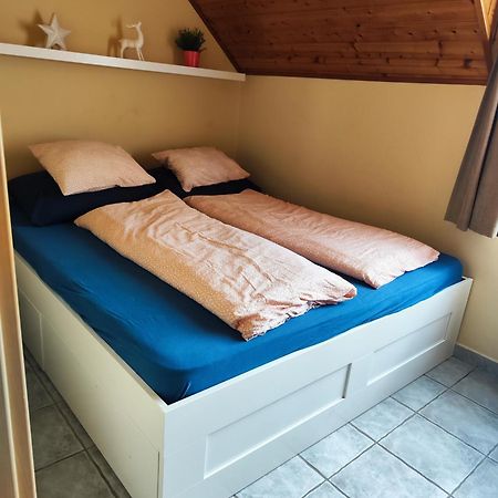 Szigeti Apartmanhaz Pécs Exterior foto